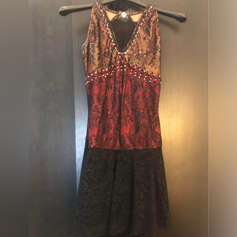 ⛸️ Figure Skating Custom Competition Dress